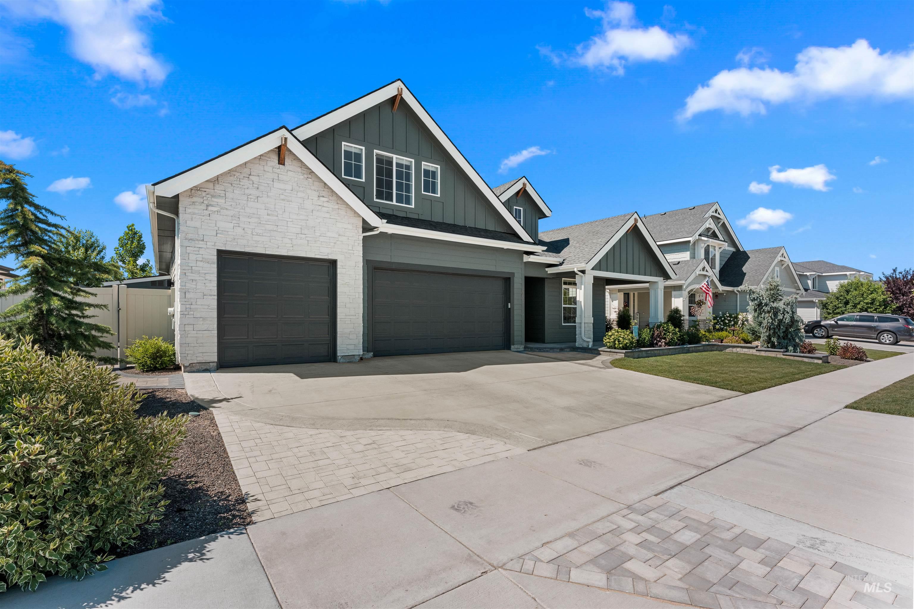 869 E Territory St, Meridian, Idaho 83646, 4 Bedrooms, 3 Bathrooms, Residential For Sale, Price $850,000, 98950743