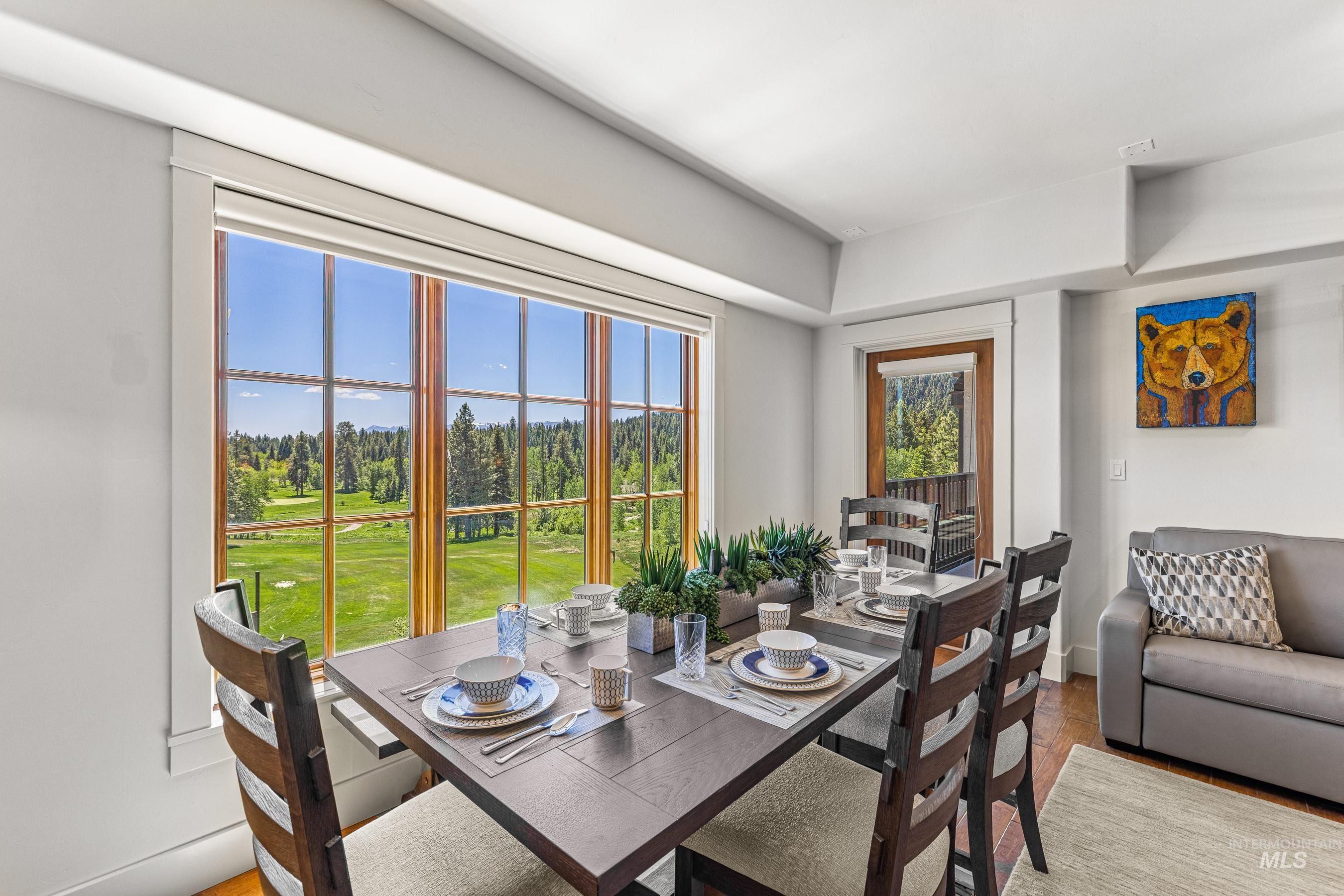 75 Arling Center Court, Donnelly, Idaho 83615, 2 Bedrooms, 2 Bathrooms, Residential For Sale, Price $1,195,000, 98950745