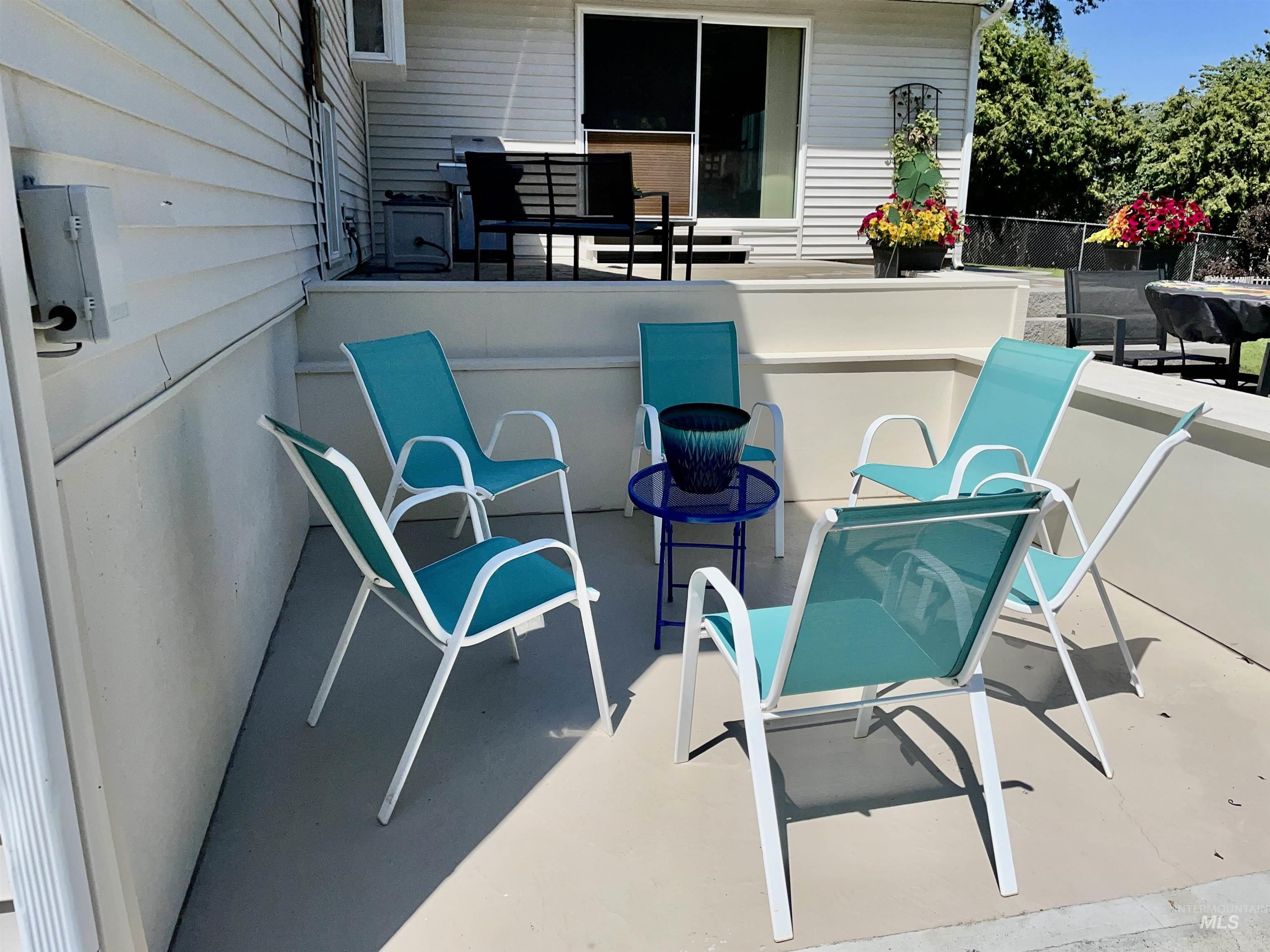 2321 Rolling Hills Dr., Clarkston, Washington 99403, 4 Bedrooms, 2 Bathrooms, Residential For Sale, Price $439,000, 98950784