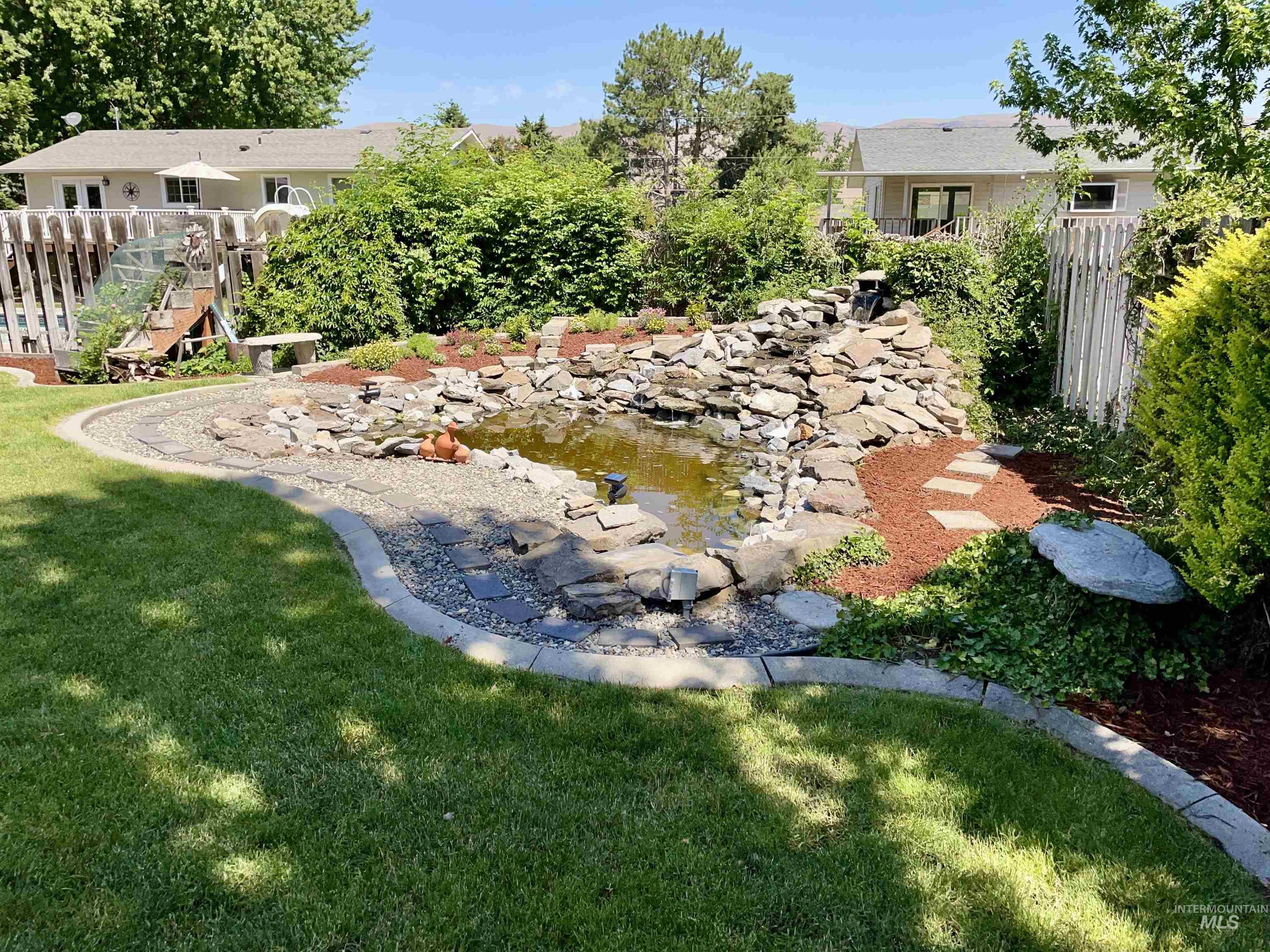 2321 Rolling Hills Dr., Clarkston, Washington 99403, 4 Bedrooms, 2 Bathrooms, Residential For Sale, Price $439,000, 98950784