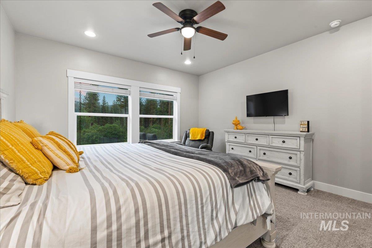 11 Crescent Cir, Idaho City, Idaho 83631, 4 Bedrooms, 3 Bathrooms, Residential For Sale, Price $900,000, 98950797