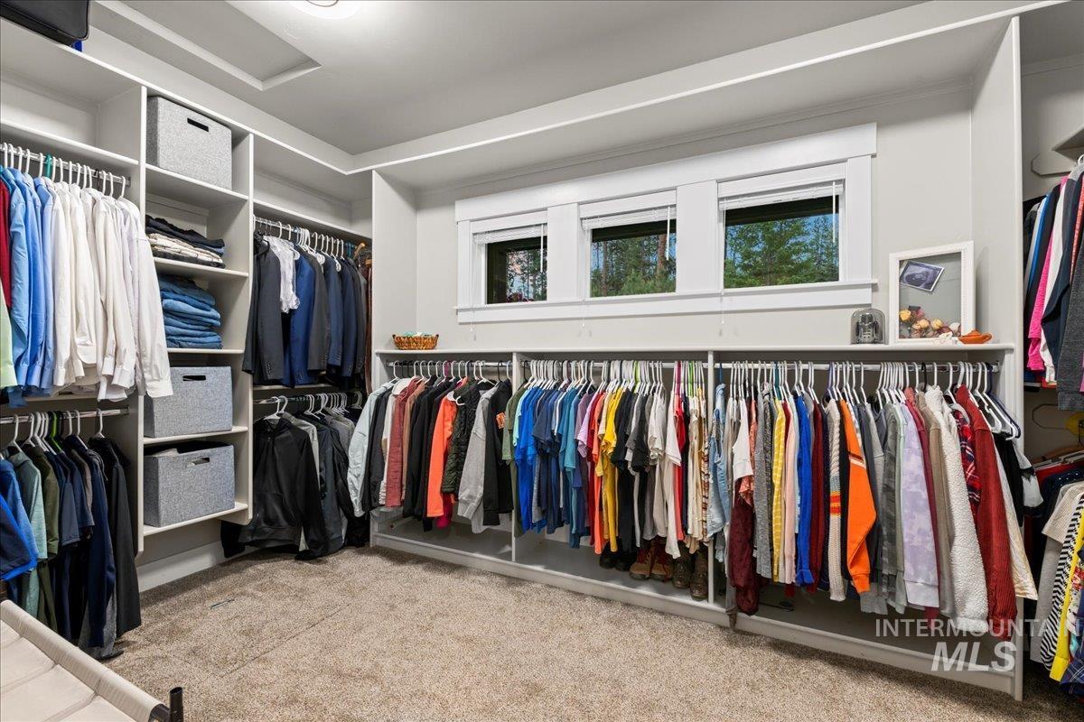 11 Crescent Cir, Idaho City, Idaho 83631, 4 Bedrooms, 3 Bathrooms, Residential For Sale, Price $900,000, 98950797