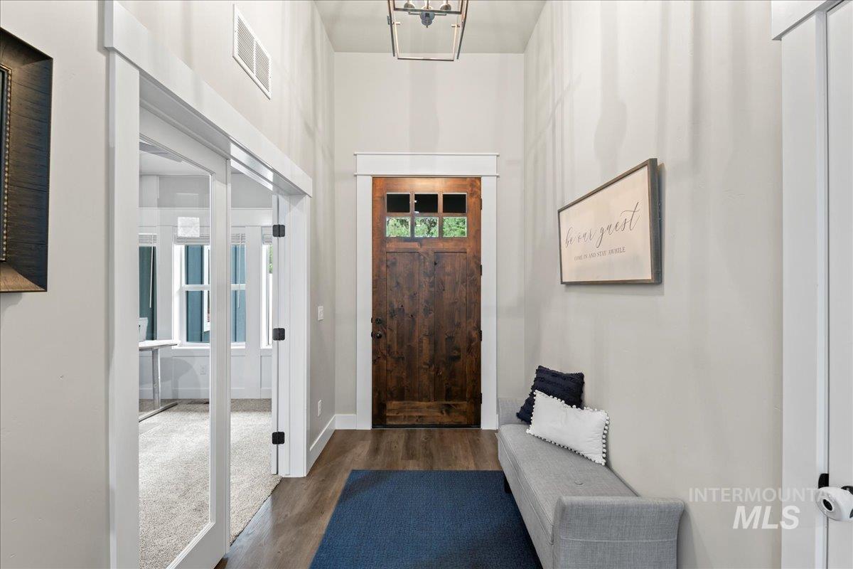 11 Crescent Cir, Idaho City, Idaho 83631, 4 Bedrooms, 3 Bathrooms, Residential For Sale, Price $900,000, 98950797