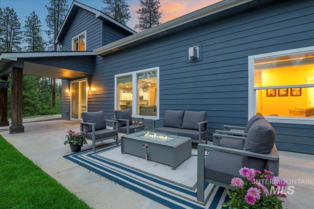 11 Crescent Cir, Idaho City, Idaho 83631, 4 Bedrooms, 3 Bathrooms, Residential For Sale, Price $900,000, 98950797