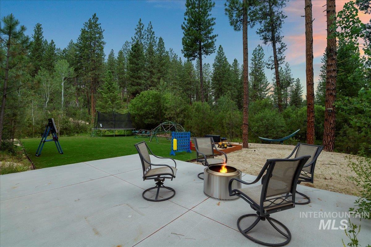 11 Crescent Cir, Idaho City, Idaho 83631, 4 Bedrooms, 3 Bathrooms, Residential For Sale, Price $900,000, 98950797