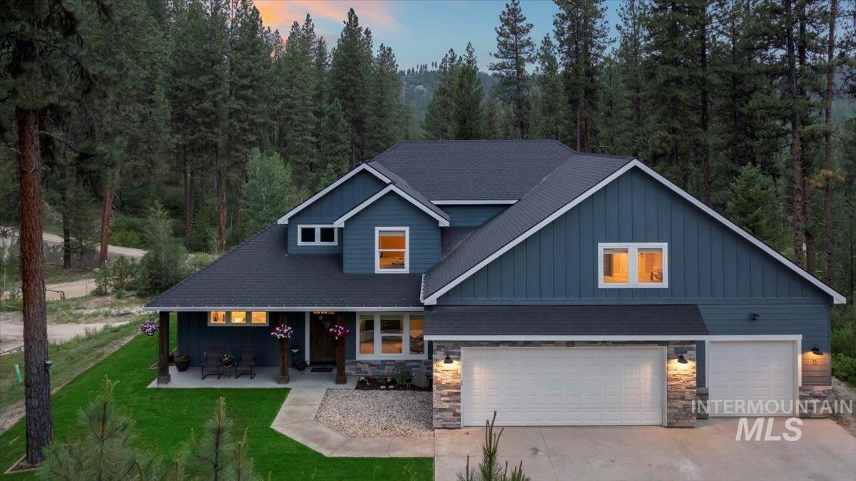 11 Crescent Cir, Idaho City, Idaho 83631, 4 Bedrooms, 3 Bathrooms, Residential For Sale, Price $900,000, 98950797