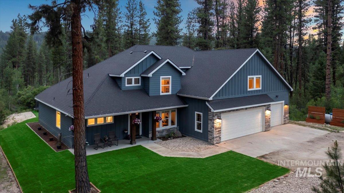 11 Crescent Cir, Idaho City, Idaho 83631, 4 Bedrooms, 3 Bathrooms, Residential For Sale, Price $900,000, 98950797