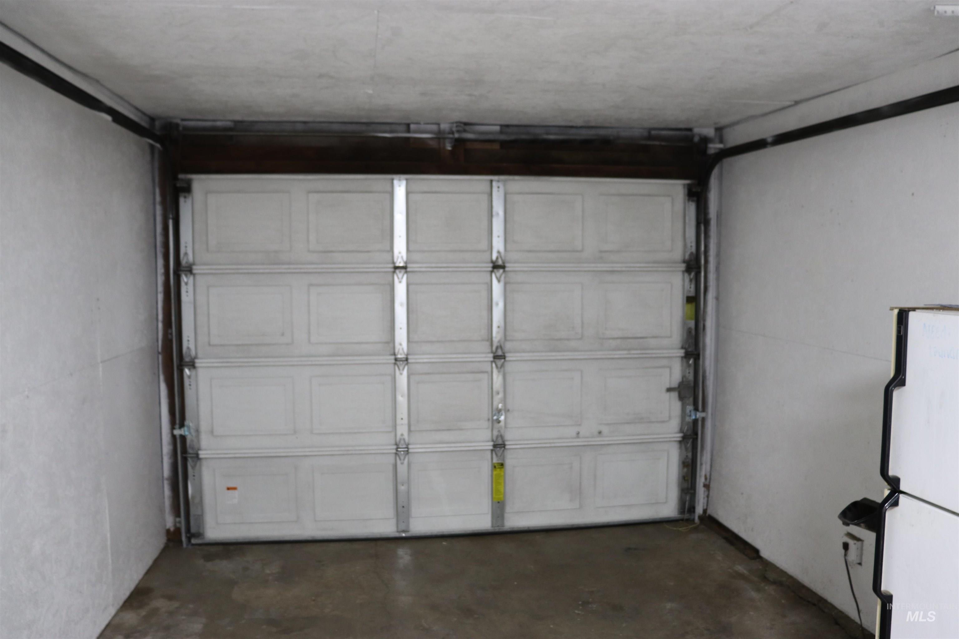 1811 17th Avenue, Lewiston, Idaho 83501, 2 Bedrooms, 1 Bathroom, Residential Income For Sale, Price $335,000, 98950809