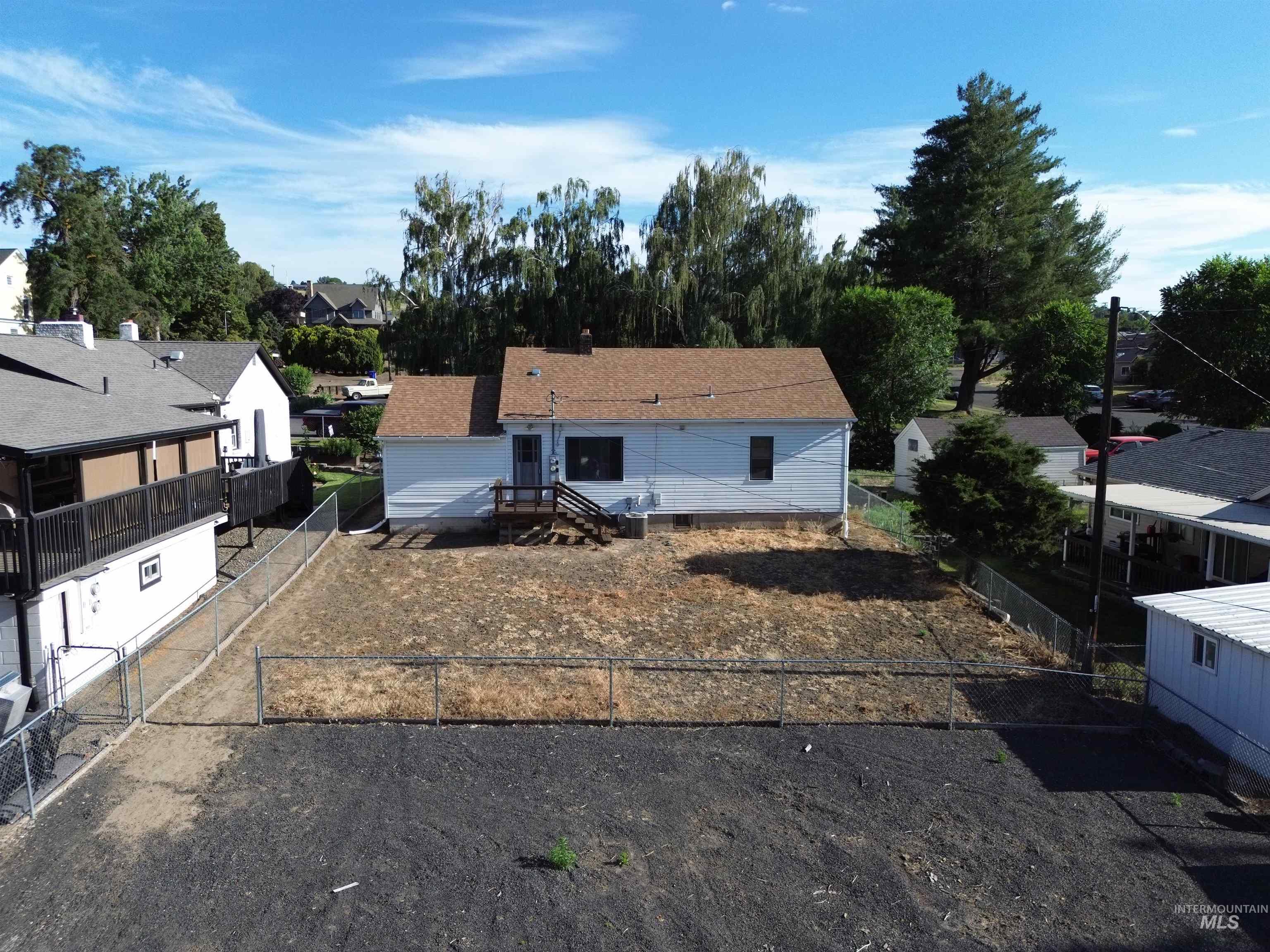 1811 17th Avenue, Lewiston, Idaho 83501, 2 Bedrooms, 1 Bathroom, Residential Income For Sale, Price $335,000, 98950809