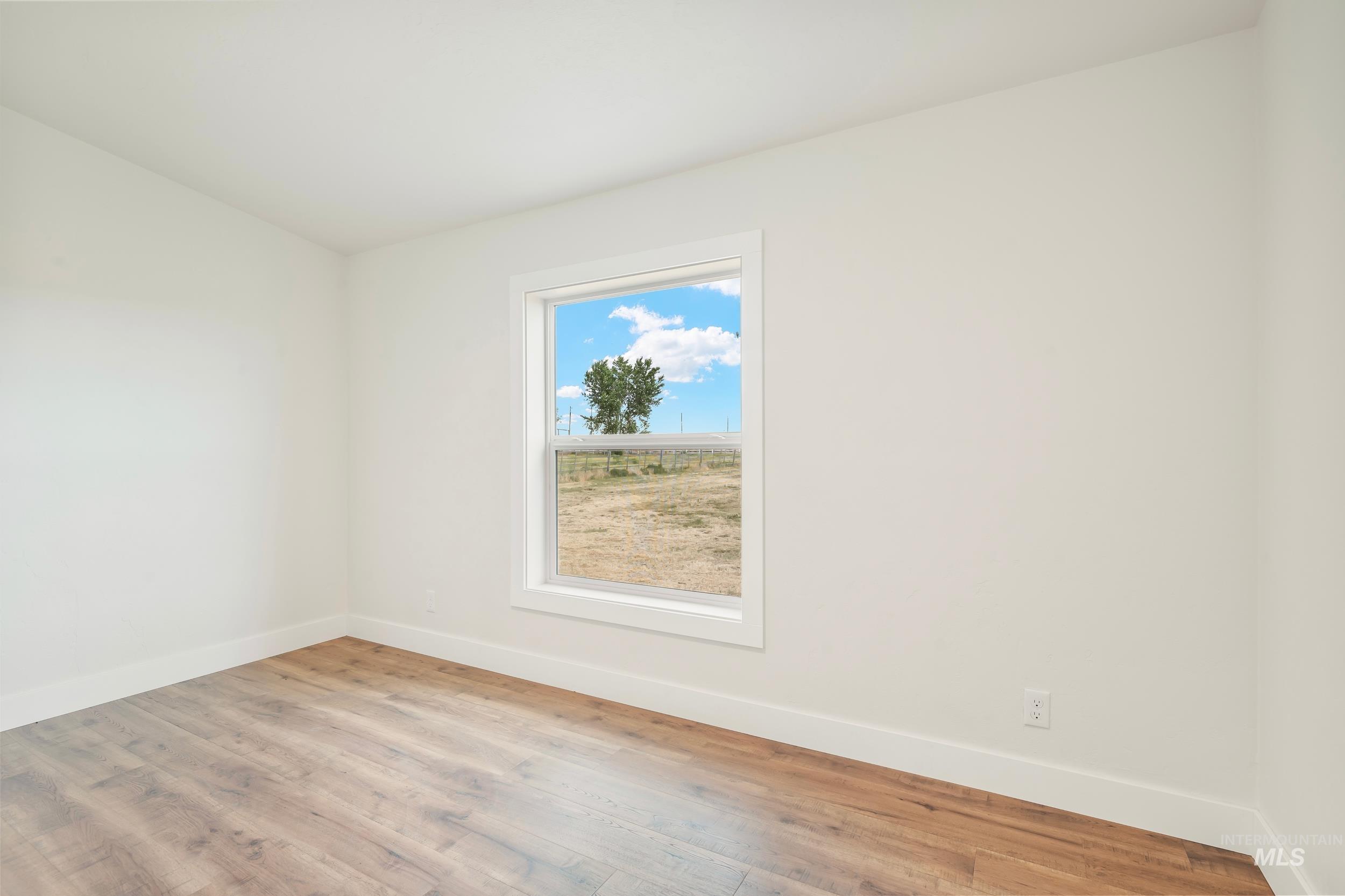 30556 Pet Ln, Parma, Idaho 83660, 3 Bedrooms, 2 Bathrooms, Residential For Sale, Price $1,074,000, 98950844