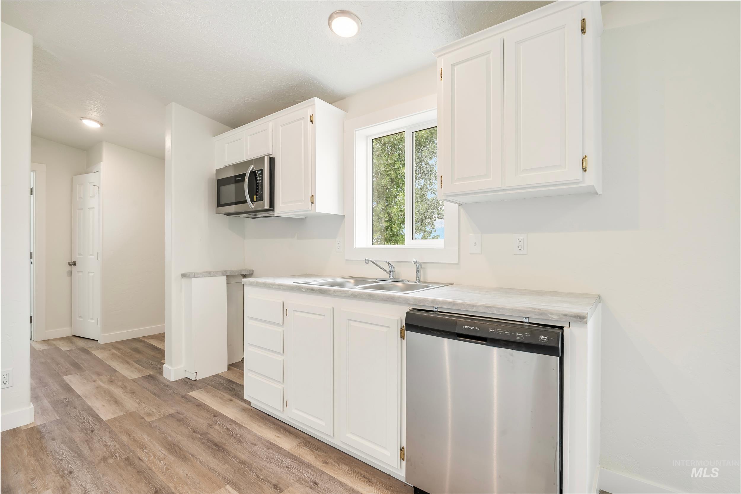 30556 Pet Ln, Parma, Idaho 83660, 3 Bedrooms, 2 Bathrooms, Residential For Sale, Price $1,074,000, 98950844