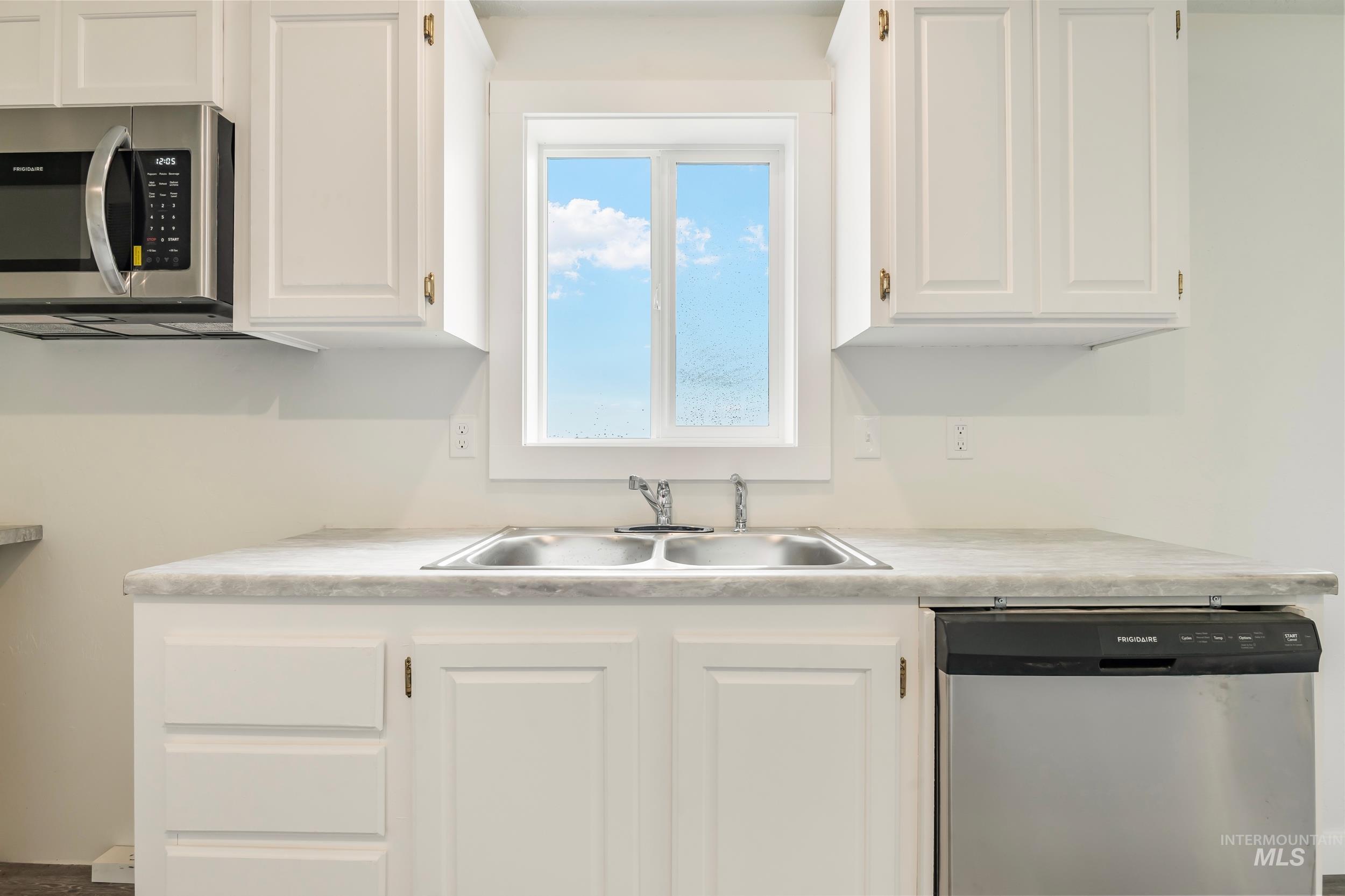 30556 Pet Ln, Parma, Idaho 83660, 3 Bedrooms, 2 Bathrooms, Residential For Sale, Price $1,074,000, 98950844