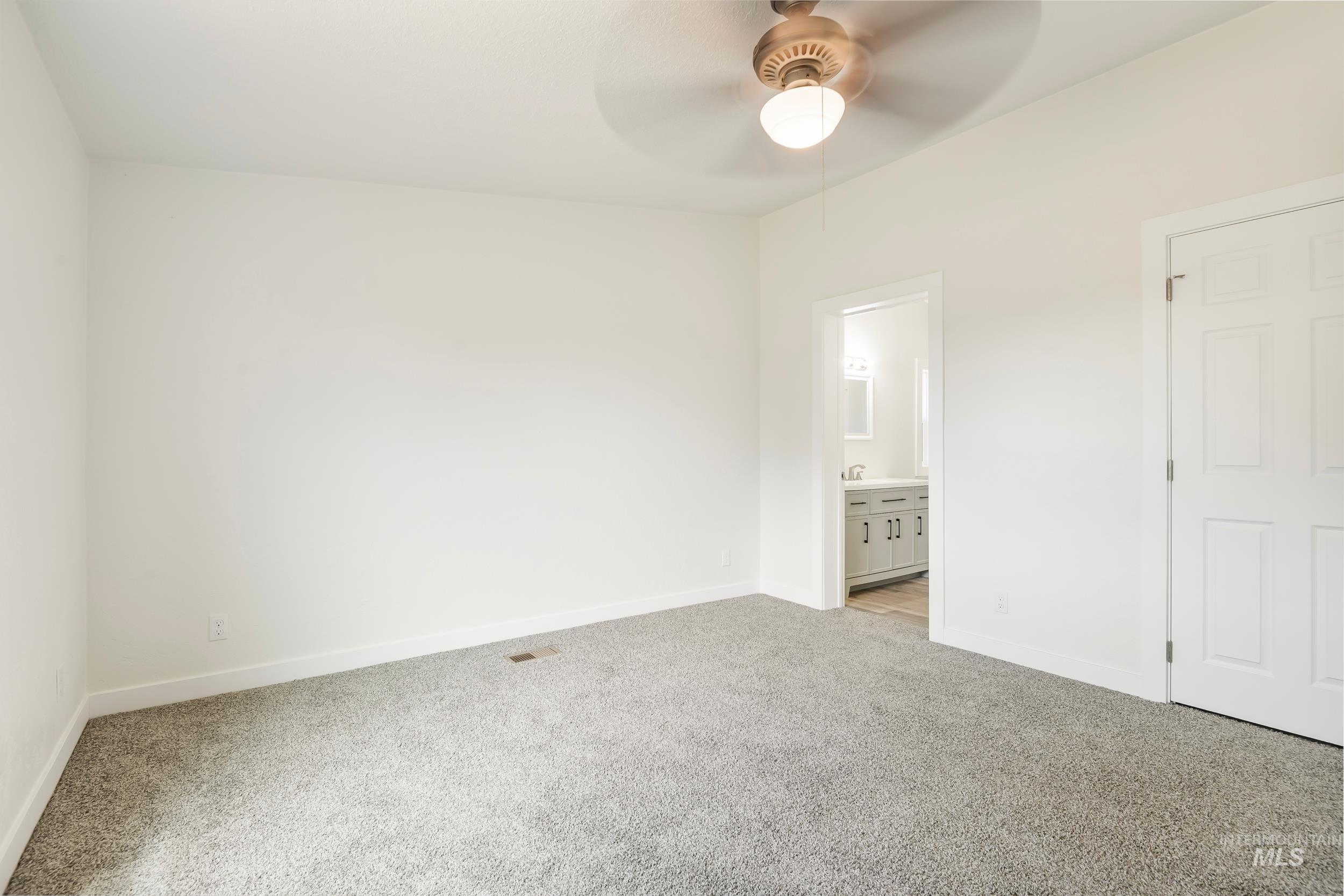 30556 Pet Ln, Parma, Idaho 83660, 3 Bedrooms, 2 Bathrooms, Residential For Sale, Price $1,074,000, 98950844