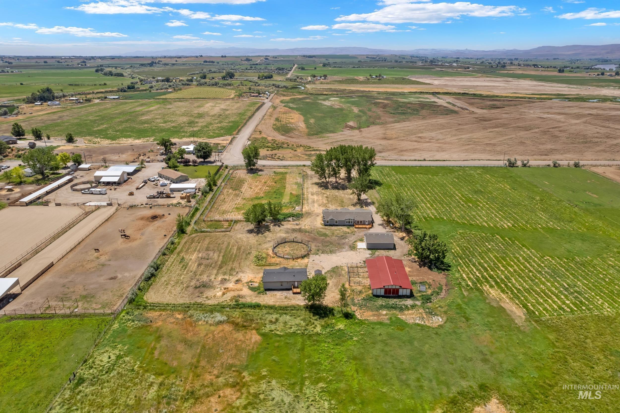 30556 Pet Ln, Parma, Idaho 83660, 3 Bedrooms, 2 Bathrooms, Residential For Sale, Price $1,074,000, 98950844