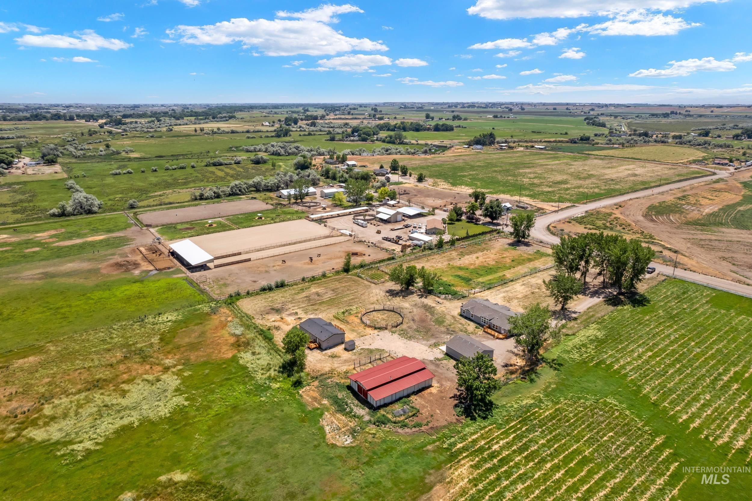 30556 Pet Ln, Parma, Idaho 83660, 3 Bedrooms, 2 Bathrooms, Residential For Sale, Price $1,074,000, 98950844