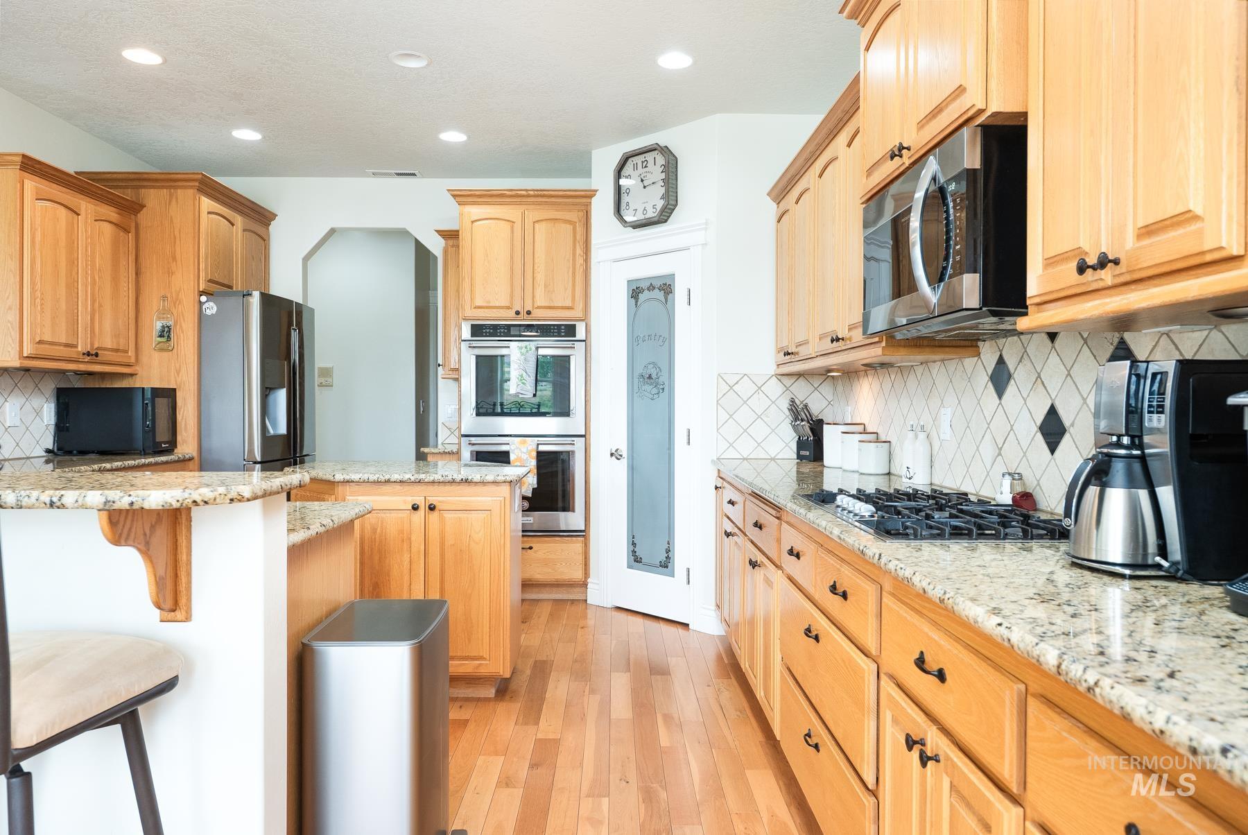 311 Riverview Drive, Marsing, Idaho 83639, 7 Bedrooms, 3 Bathrooms, Residential Income For Sale, Price $1,125,000, 98950911