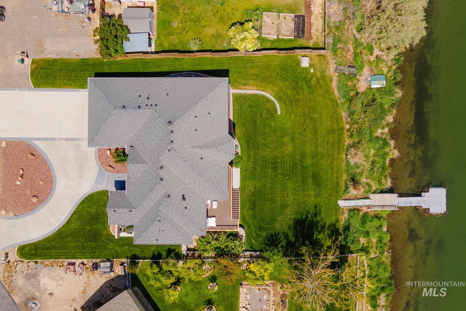 311 Riverview Drive, Marsing, Idaho 83639, 7 Bedrooms, 3 Bathrooms, Residential Income For Sale, Price $1,125,000, 98950911