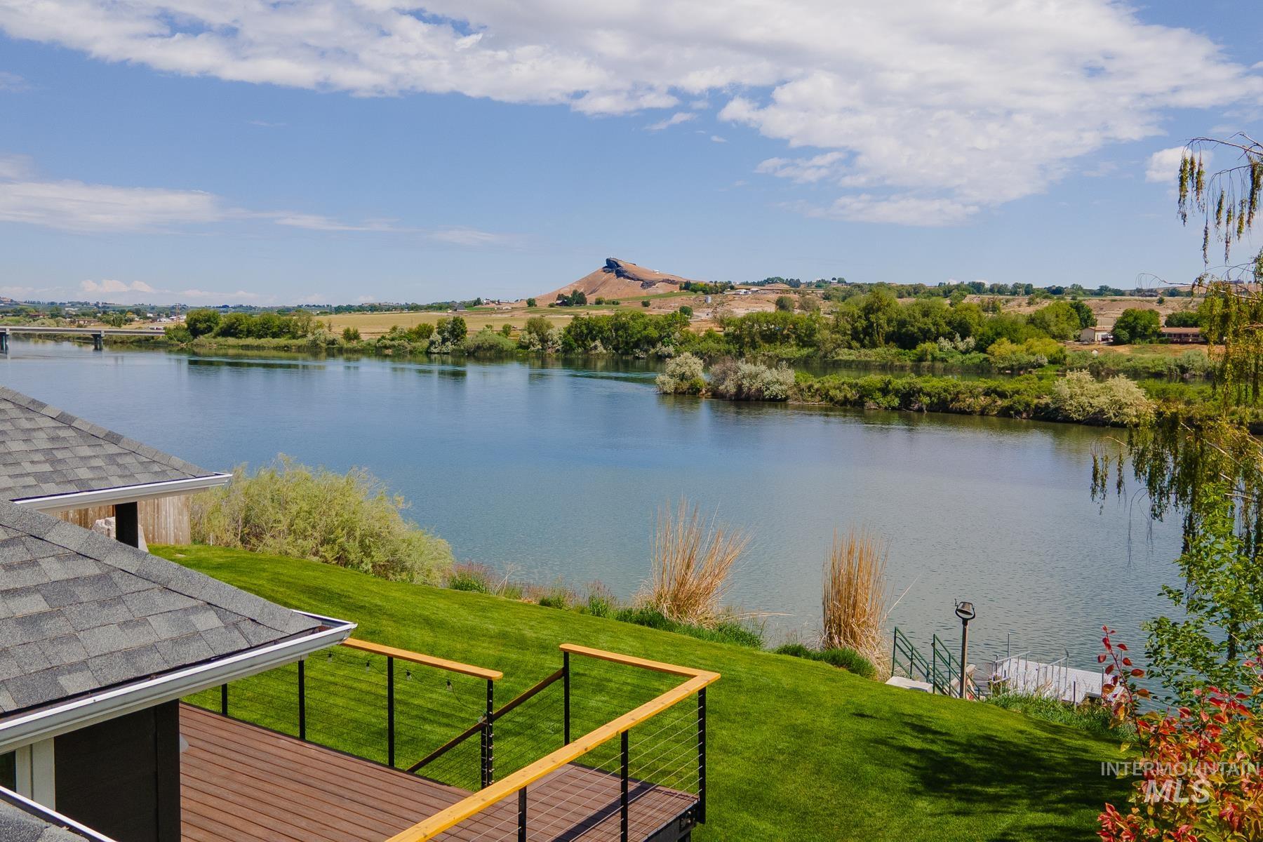 311 Riverview Drive, Marsing, Idaho 83639, 7 Bedrooms, 3 Bathrooms, Residential Income For Sale, Price $1,125,000, 98950911