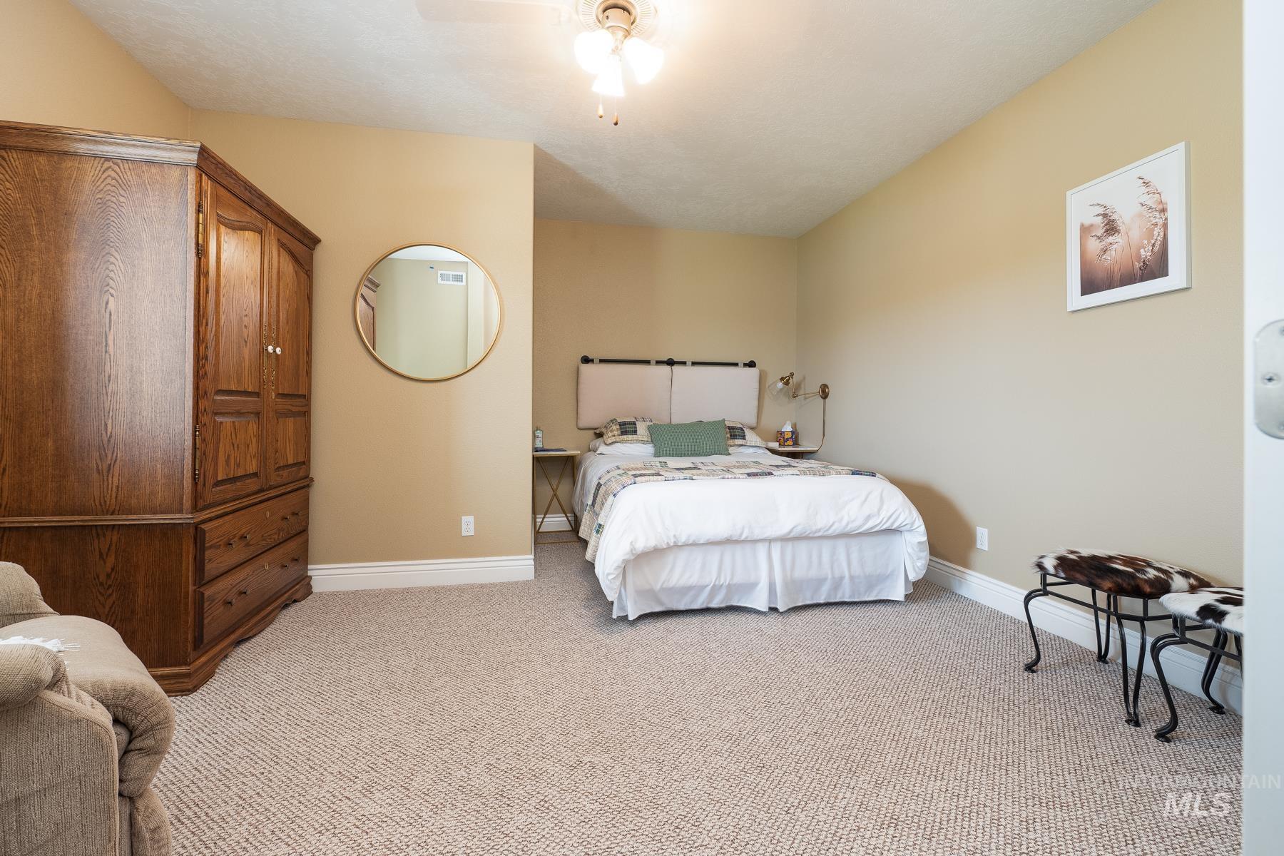 311 Riverview Drive, Marsing, Idaho 83639, 7 Bedrooms, 3 Bathrooms, Residential Income For Sale, Price $1,125,000, 98950911