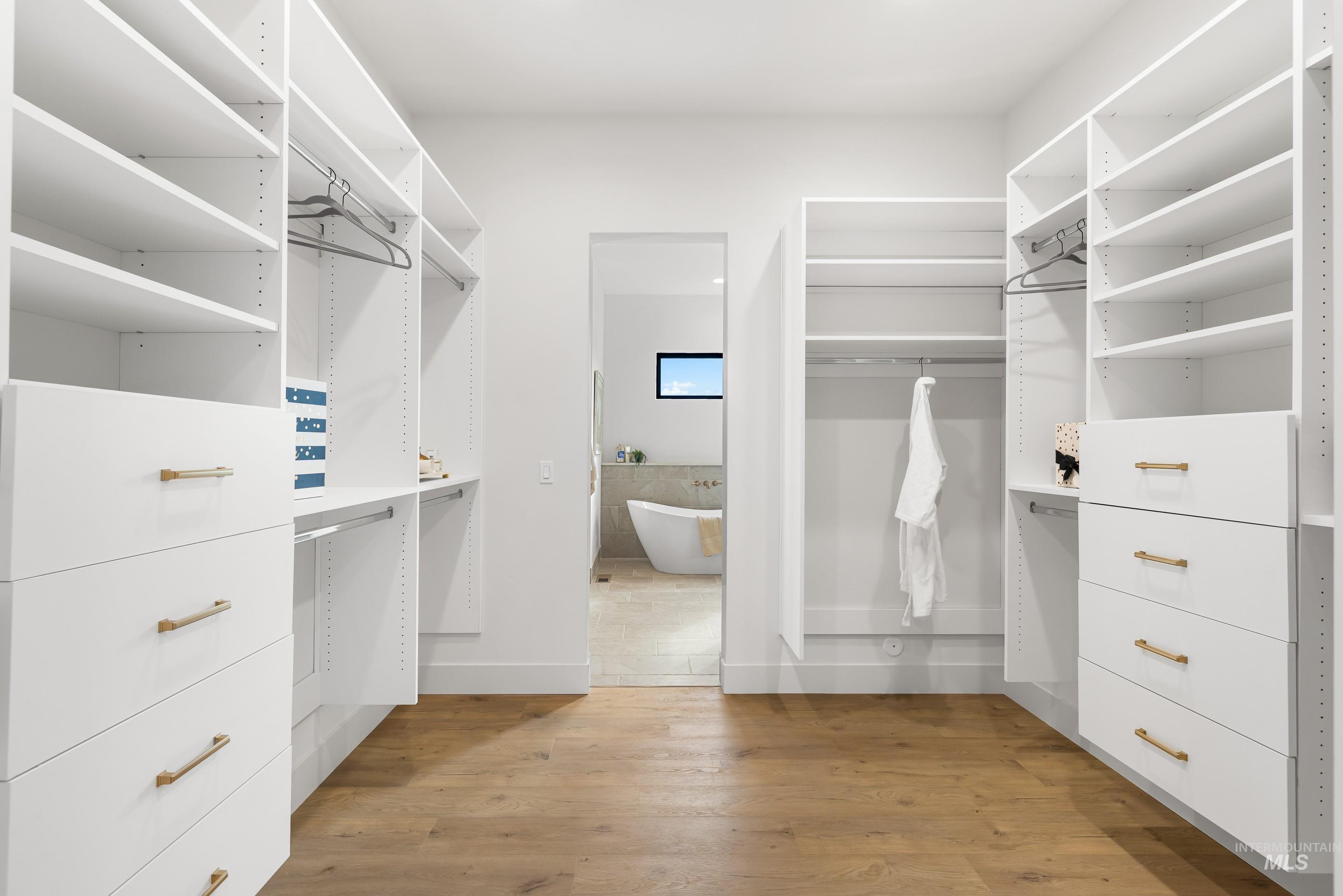 25260 Bur Oak Pl, Caldwell, Idaho 83607, 3 Bedrooms, 2.5 Bathrooms, Residential For Sale, Price $1,395,000, 98950927