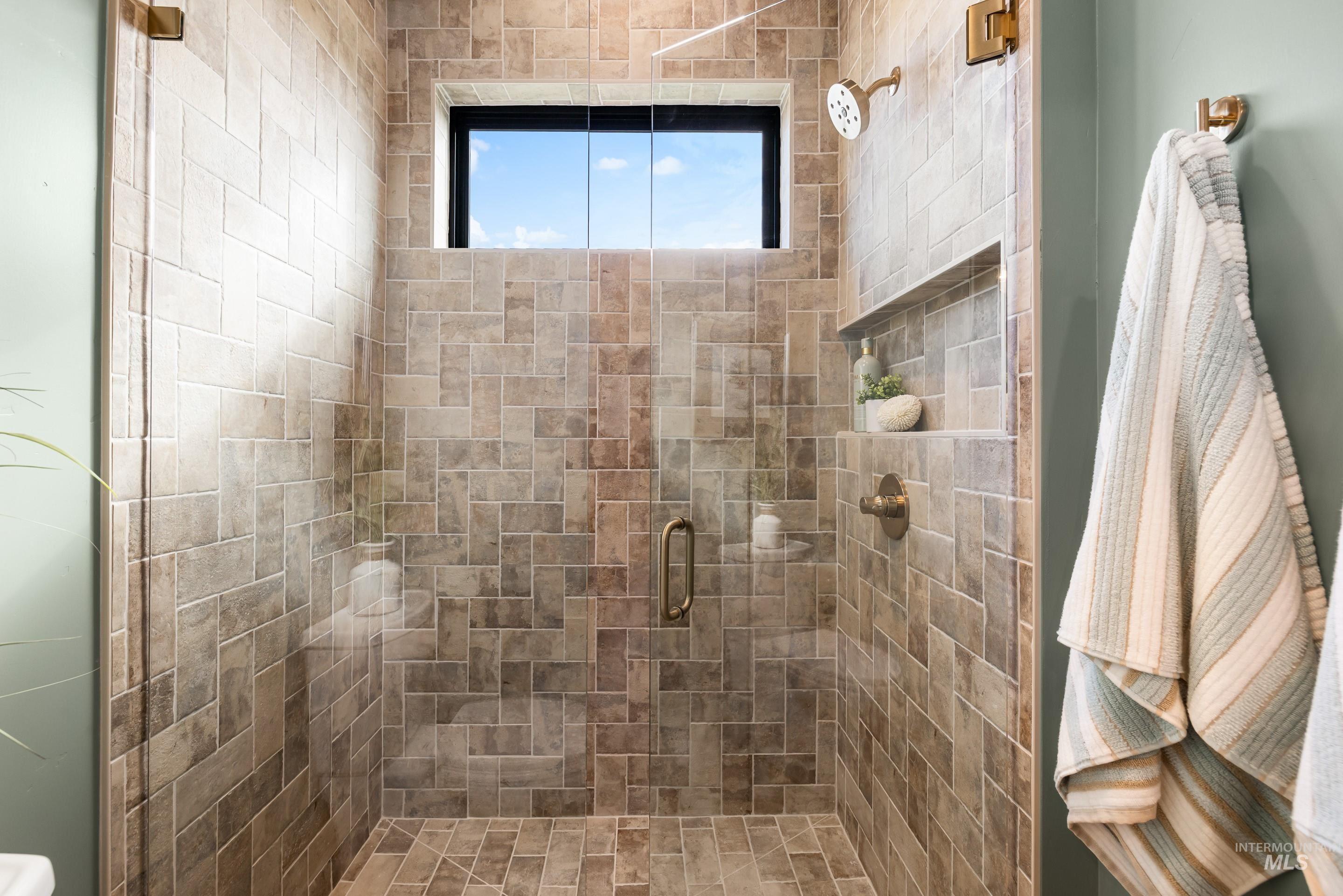 25260 Bur Oak Pl, Caldwell, Idaho 83607, 3 Bedrooms, 2.5 Bathrooms, Residential For Sale, Price $1,395,000, 98950927