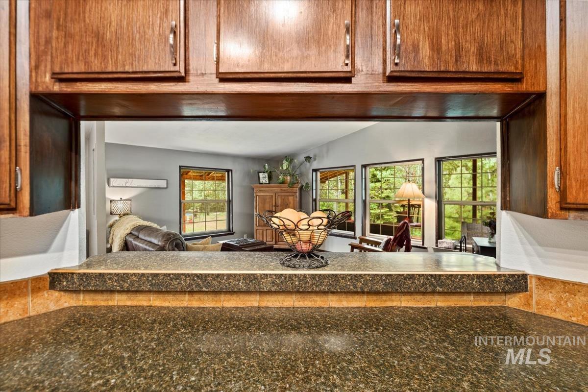 29 Rising Ln, Cascade, Idaho 83611, 3 Bedrooms, 2 Bathrooms, Residential For Sale, Price $540,000, 98950938