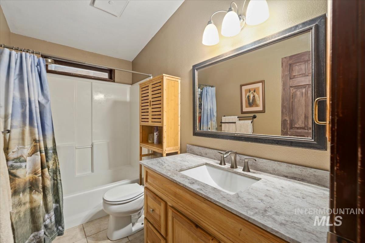 29 Rising Ln, Cascade, Idaho 83611, 3 Bedrooms, 2 Bathrooms, Residential For Sale, Price $540,000, 98950938