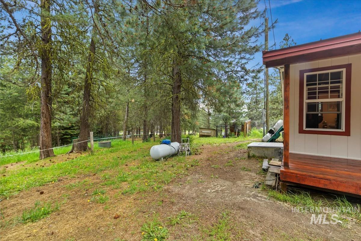 29 Rising Ln, Cascade, Idaho 83611, 3 Bedrooms, 2 Bathrooms, Residential For Sale, Price $540,000, 98950938