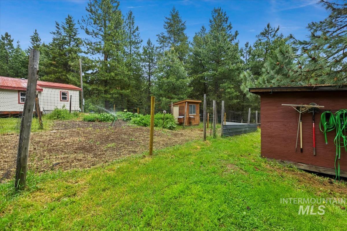 29 Rising Ln, Cascade, Idaho 83611, 3 Bedrooms, 2 Bathrooms, Residential For Sale, Price $540,000, 98950938