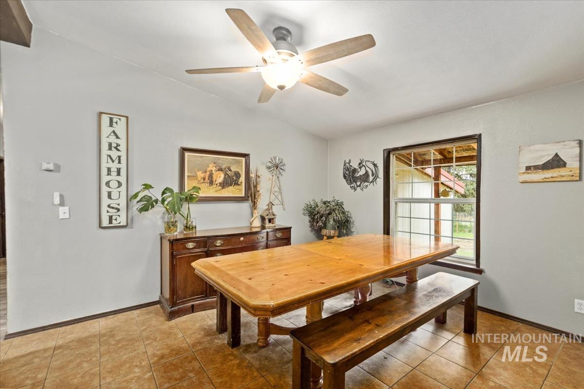 29 Rising Ln, Cascade, Idaho 83611, 3 Bedrooms, 2 Bathrooms, Residential For Sale, Price $540,000, 98950938