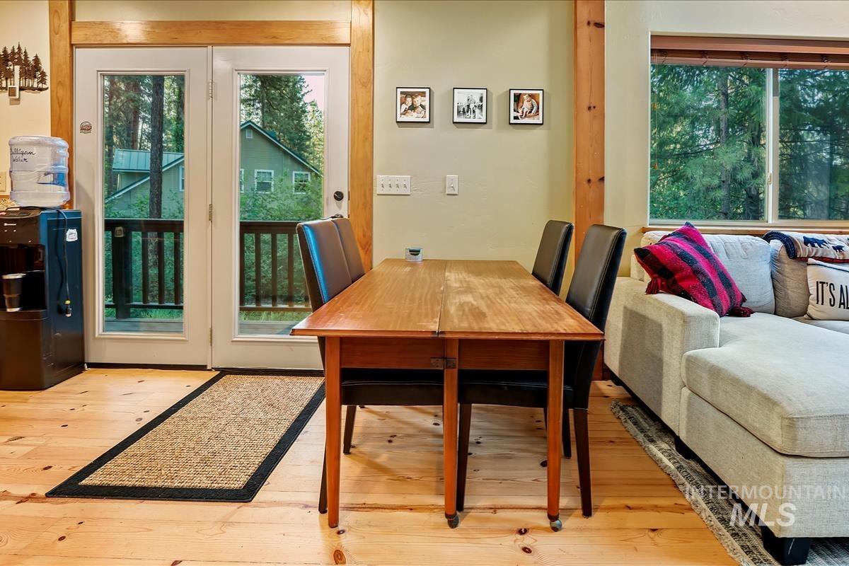 5 Huckleberry Rd., Garden Valley, Idaho 83622, 2 Bedrooms, 2 Bathrooms, Residential For Sale, Price $449,900, 98950944