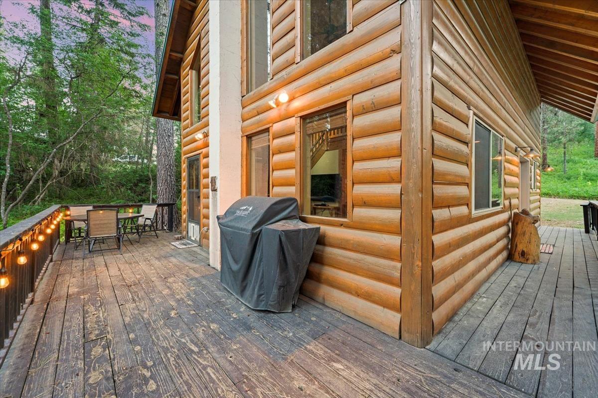 5 Huckleberry Rd., Garden Valley, Idaho 83622, 2 Bedrooms, 2 Bathrooms, Residential For Sale, Price $449,900, 98950944