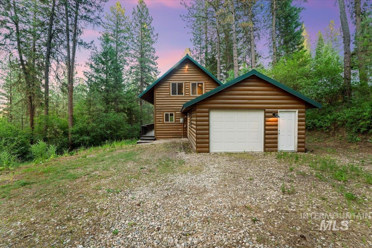 5 Huckleberry Rd., Garden Valley, Idaho 83622, 2 Bedrooms, 2 Bathrooms, Residential For Sale, Price $449,900, 98950944