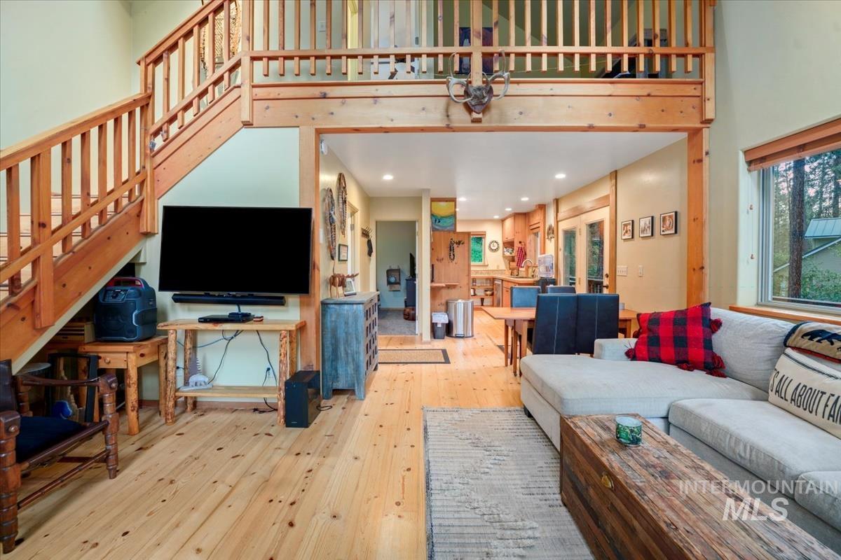 5 Huckleberry Rd., Garden Valley, Idaho 83622, 2 Bedrooms, 2 Bathrooms, Residential For Sale, Price $449,900, 98950944