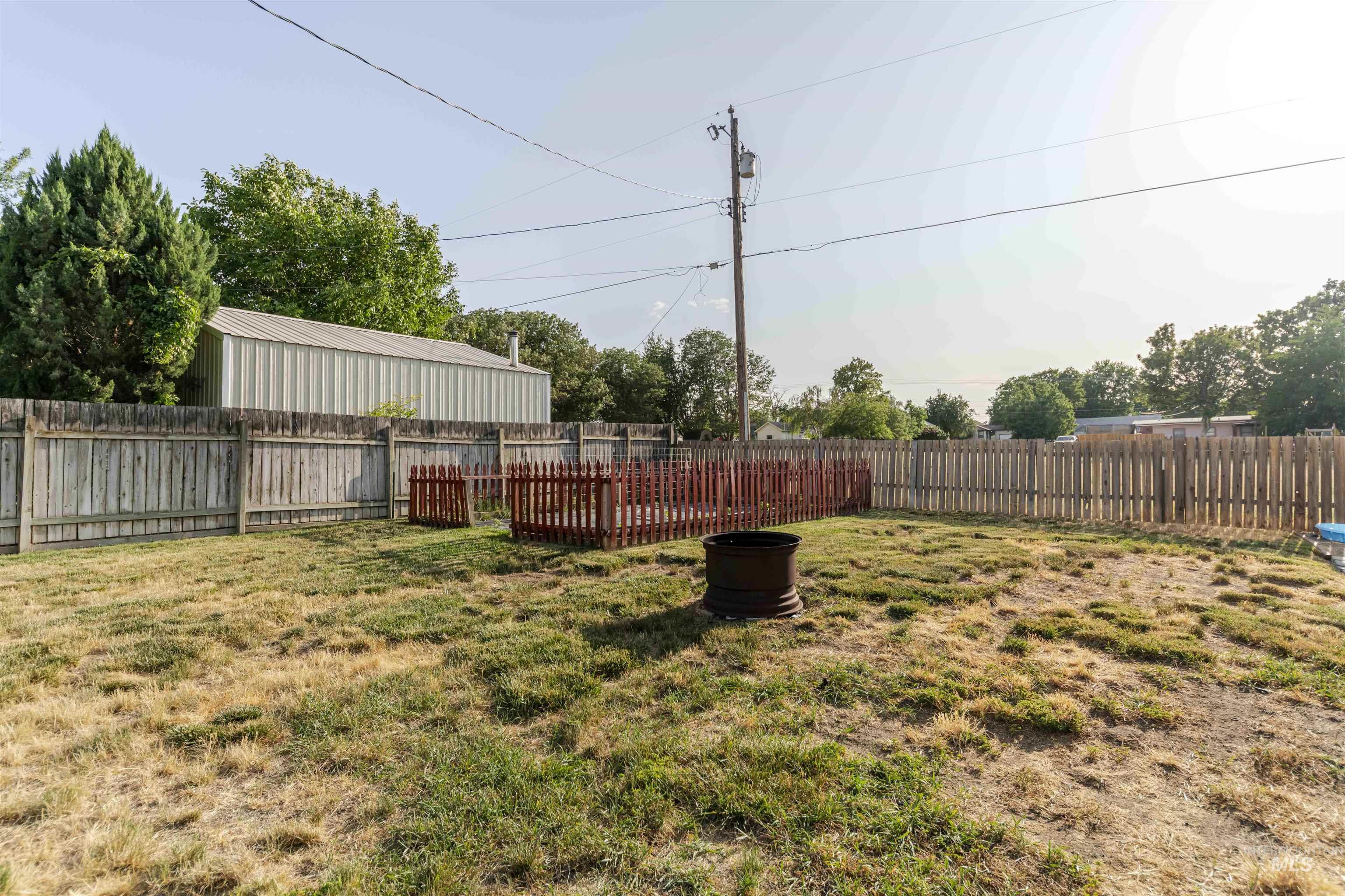 1318 McCarroll Street, Clarkston, Washington 99403, 2 Bedrooms, 1 Bathroom, Residential For Sale, Price $320,000, 98950972