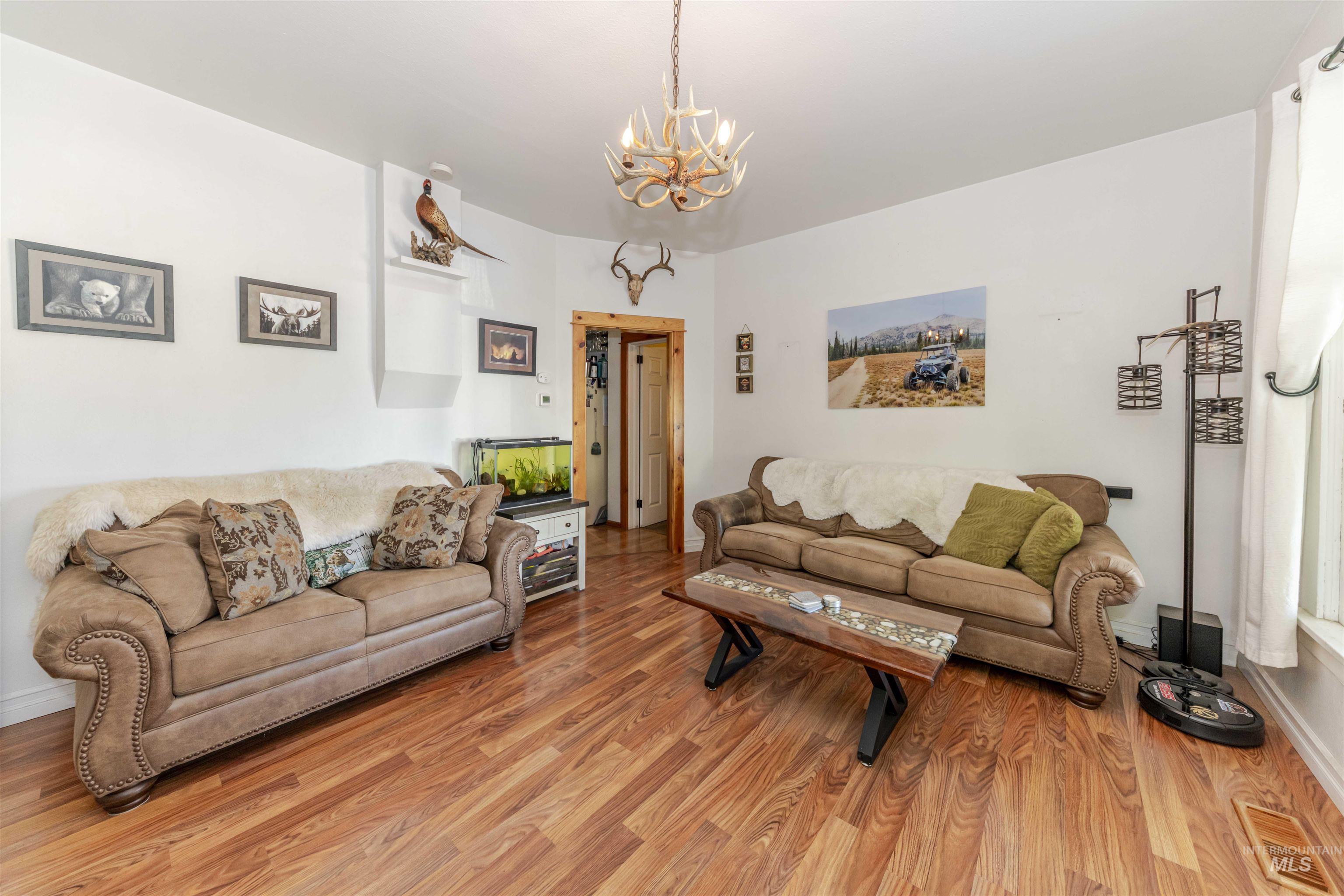 1318 McCarroll Street, Clarkston, Washington 99403, 2 Bedrooms, 1 Bathroom, Residential For Sale, Price $320,000, 98950972