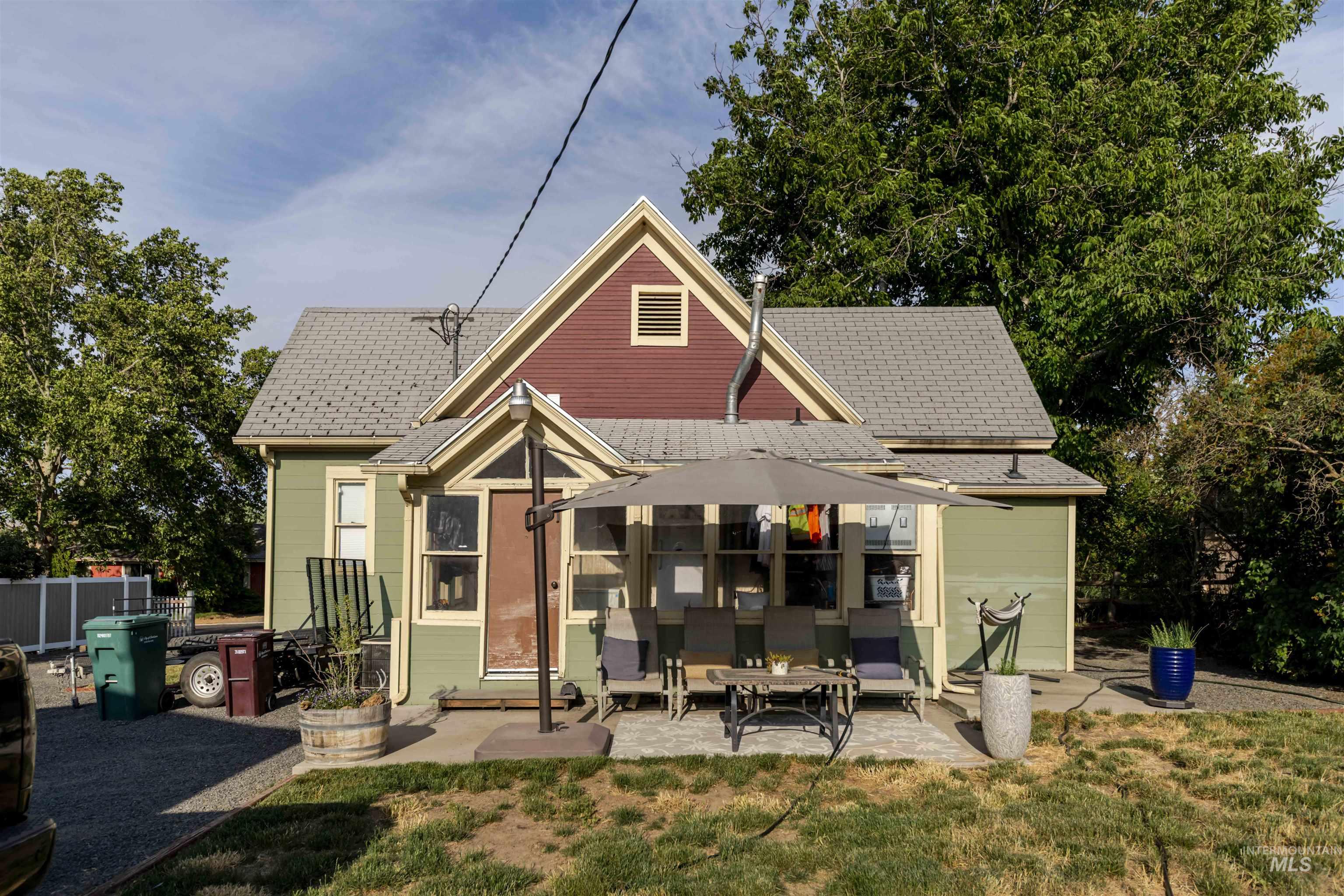 1318 McCarroll Street, Clarkston, Washington 99403, 2 Bedrooms, 1 Bathroom, Residential For Sale, Price $320,000, 98950972