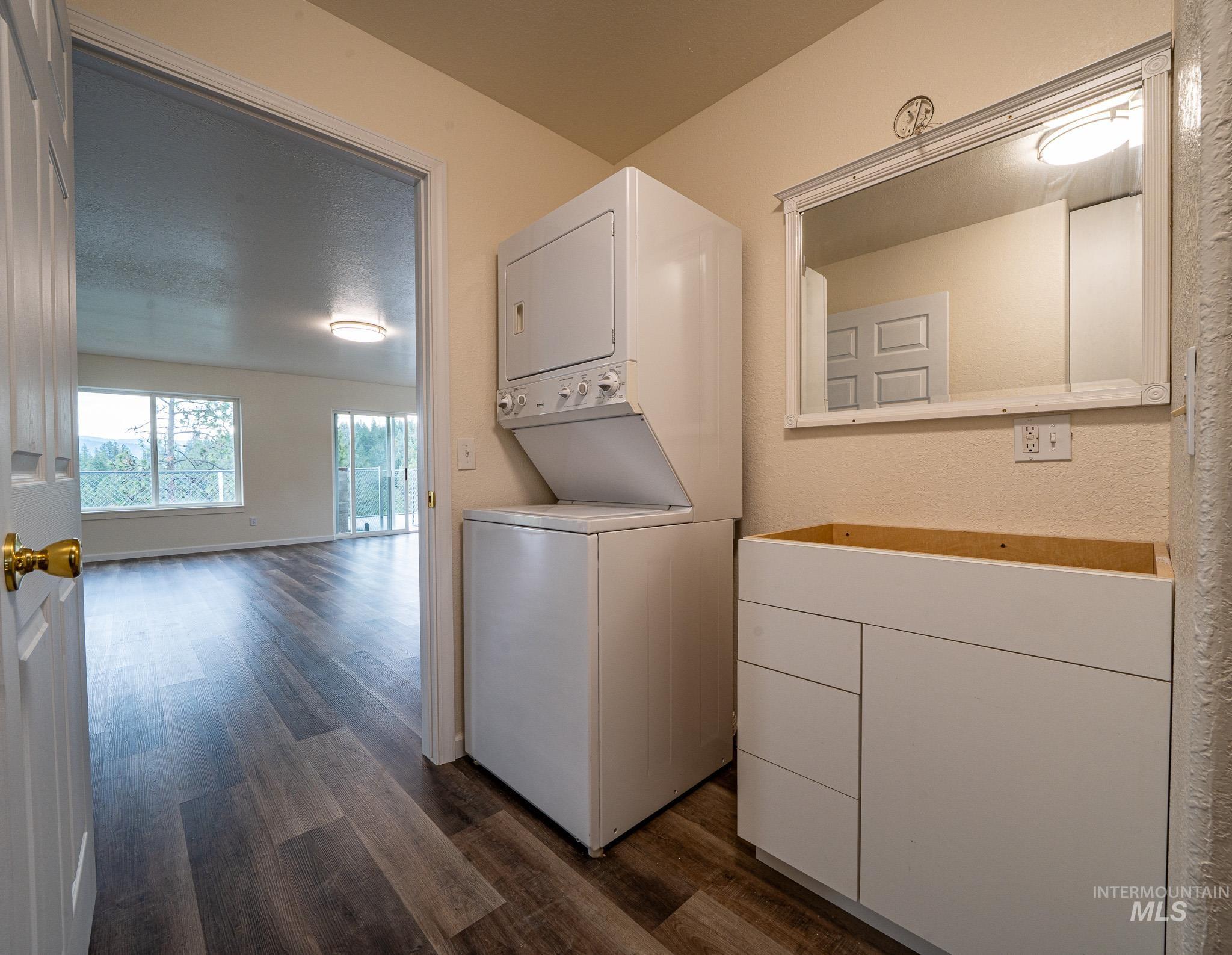 156 Butcher Creek Lane, Grangeville, Idaho 83530, 2 Bedrooms, 1 Bathroom, Residential For Sale, Price $520,000, 98950979