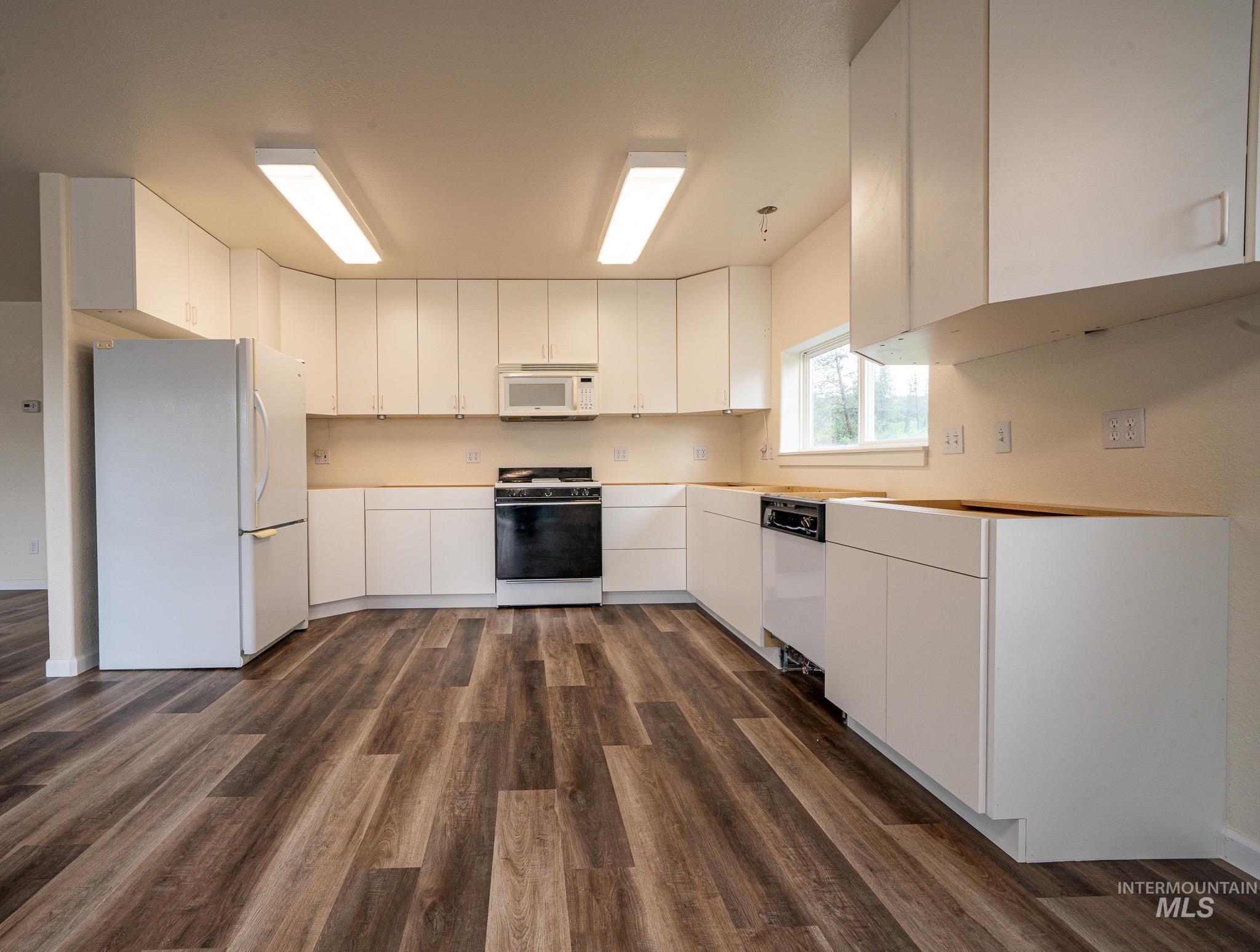 156 Butcher Creek Lane, Grangeville, Idaho 83530, 2 Bedrooms, 1 Bathroom, Residential For Sale, Price $520,000, 98950979