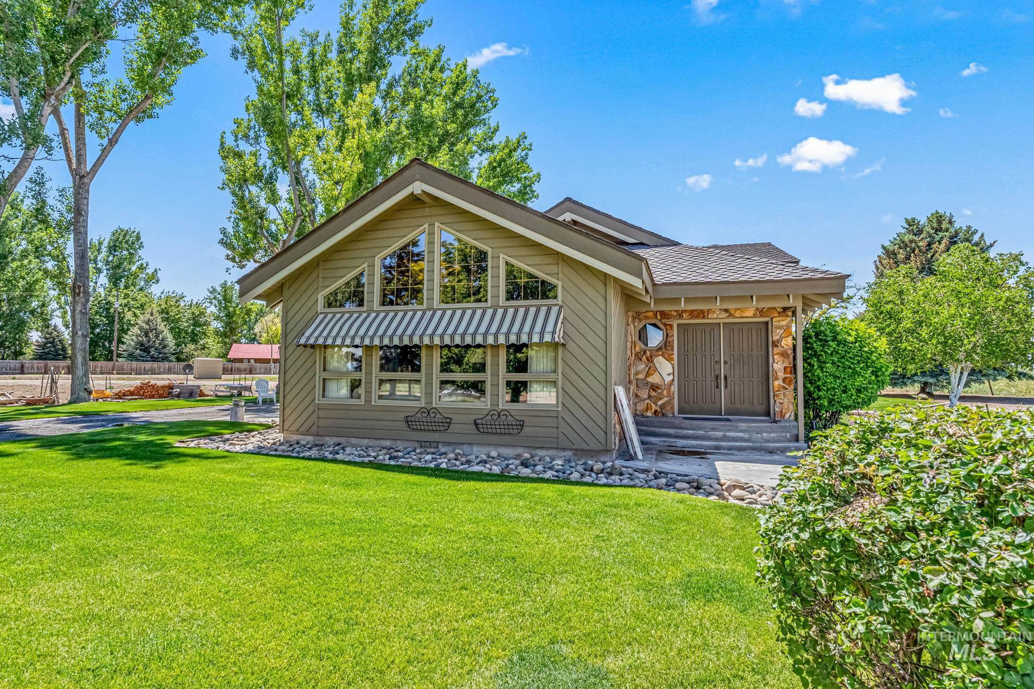 5537 Highway 30 S, New Plymouth, Idaho 83655, 3 Bedrooms, 1.5 Bathrooms, Residential For Sale, Price $774,900, 98950994