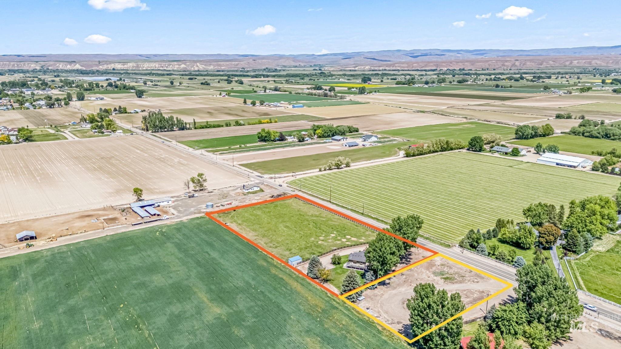 5537 Highway 30 S, New Plymouth, Idaho 83655, 3 Bedrooms, 1.5 Bathrooms, Residential For Sale, Price $774,900, 98950994