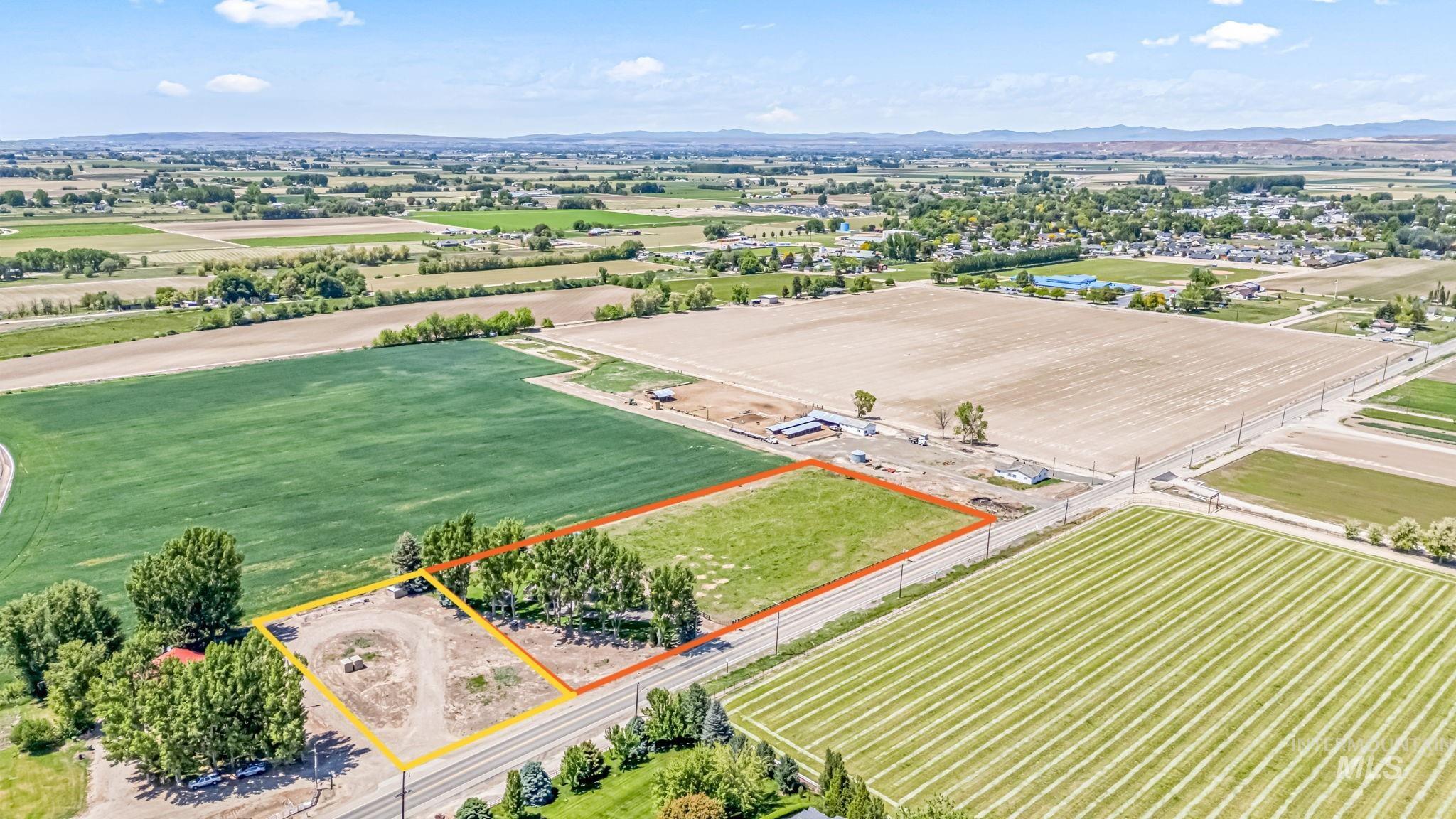 5537 Highway 30 S, New Plymouth, Idaho 83655, 3 Bedrooms, 1.5 Bathrooms, Residential For Sale, Price $774,900, 98950994