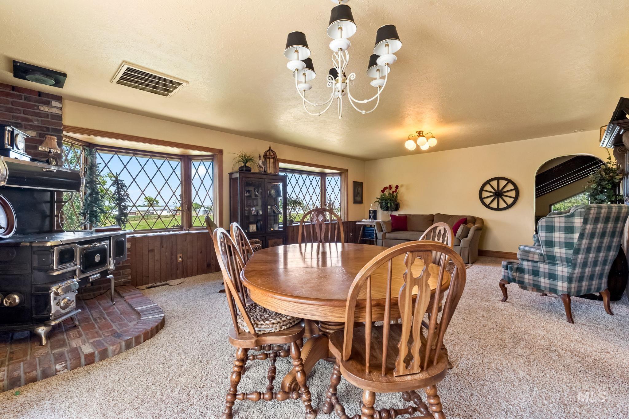 5537 Highway 30 S, New Plymouth, Idaho 83655, 3 Bedrooms, 1.5 Bathrooms, Residential For Sale, Price $774,900, 98950994