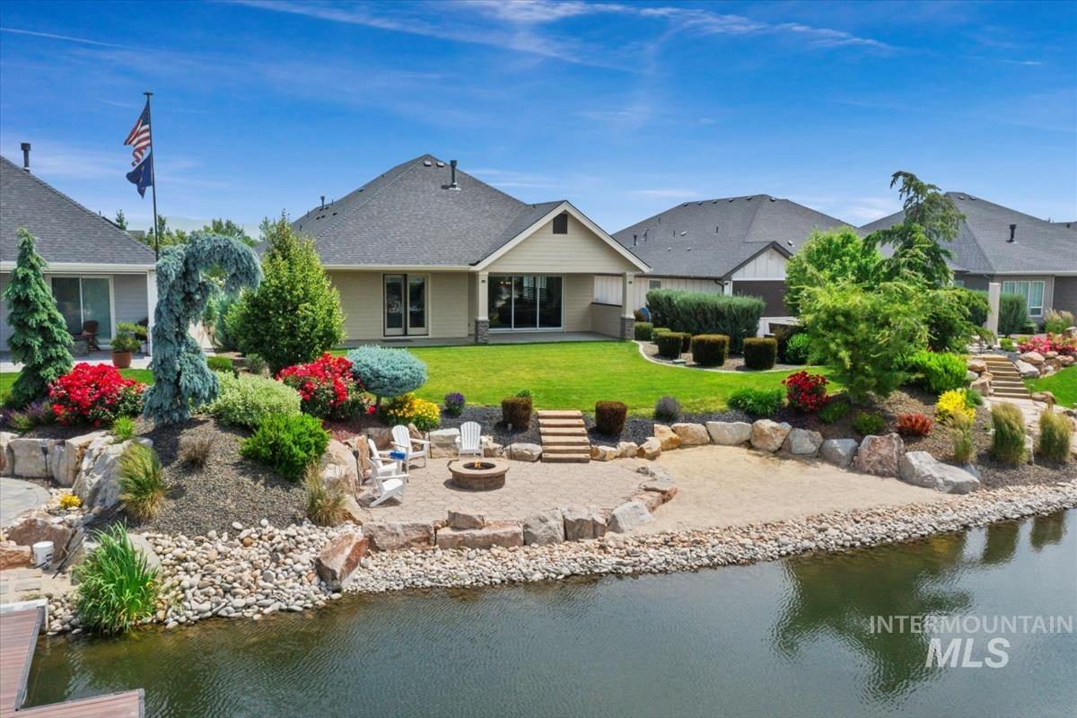 1429 N Laconia Ave., Eagle, Idaho 83616, 3 Bedrooms, 3 Bathrooms, Residential For Sale, Price $899,900, 98950999