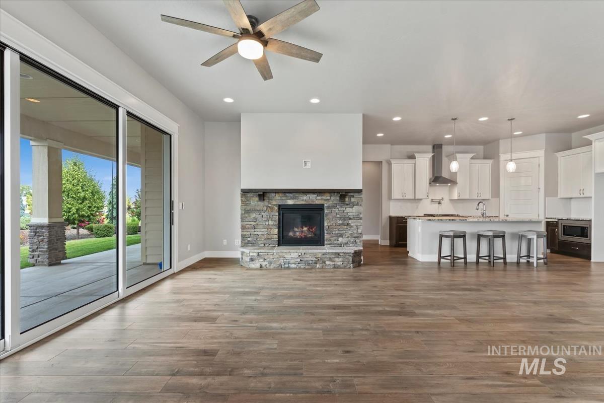 1429 N Laconia Ave., Eagle, Idaho 83616, 3 Bedrooms, 3 Bathrooms, Residential For Sale, Price $899,900, 98950999