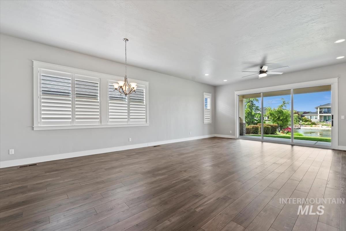 1429 N Laconia Ave., Eagle, Idaho 83616, 3 Bedrooms, 3 Bathrooms, Residential For Sale, Price $899,900, 98950999