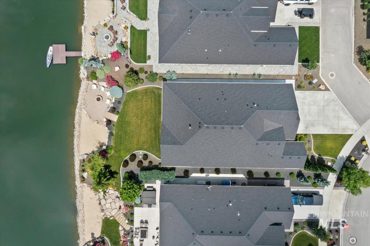 1429 N Laconia Ave., Eagle, Idaho 83616, 3 Bedrooms, 3 Bathrooms, Residential For Sale, Price $899,900, 98950999