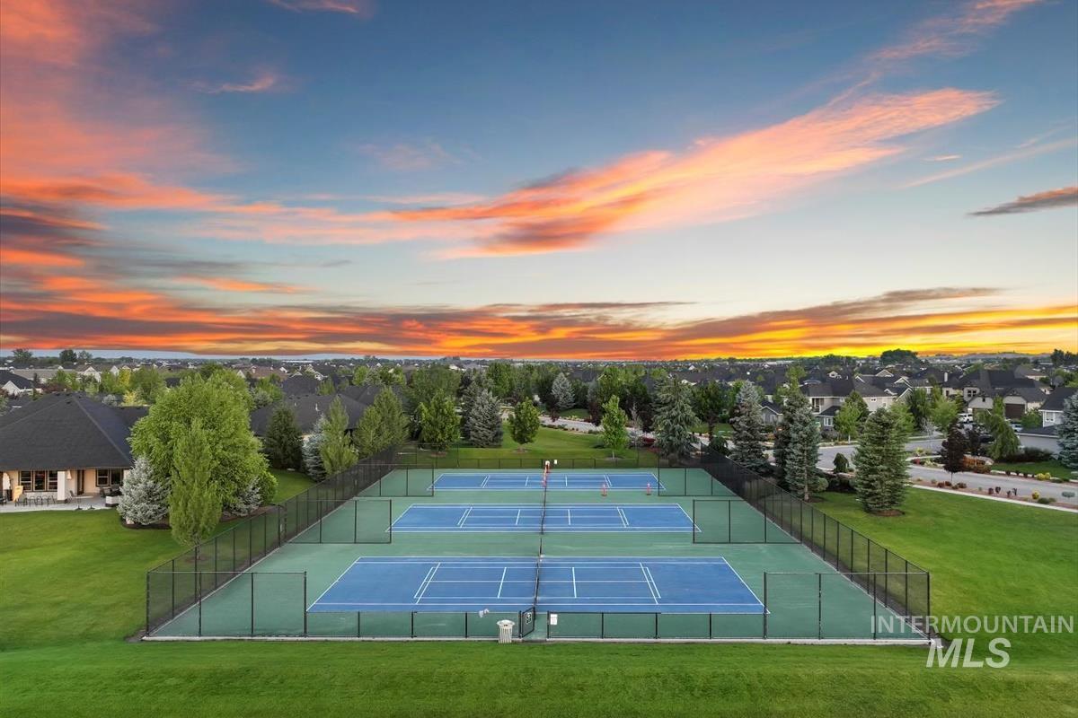 1429 N Laconia Ave., Eagle, Idaho 83616, 3 Bedrooms, 3 Bathrooms, Residential For Sale, Price $899,900, 98950999