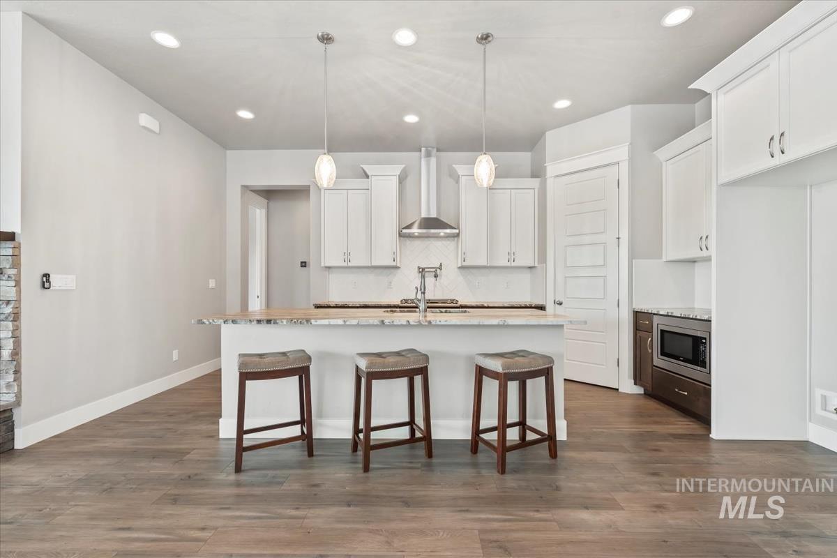 1429 N Laconia Ave., Eagle, Idaho 83616, 3 Bedrooms, 3 Bathrooms, Residential For Sale, Price $899,900, 98950999