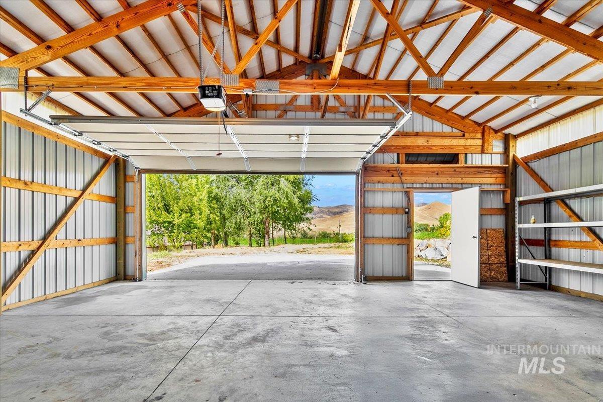 Large 30x40 shop with electricity.